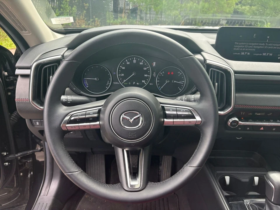 2025 Mazda CX-50 - Image 29 of 31