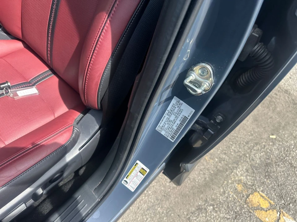 2025 Mazda CX-50 - Image 24 of 31