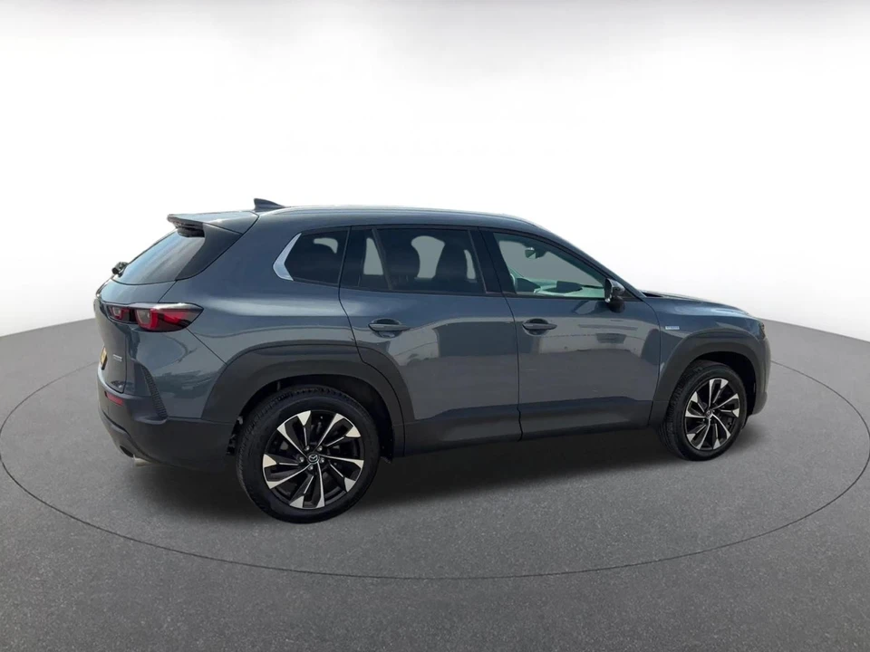 2025 Mazda CX-50 - Image 16 of 31