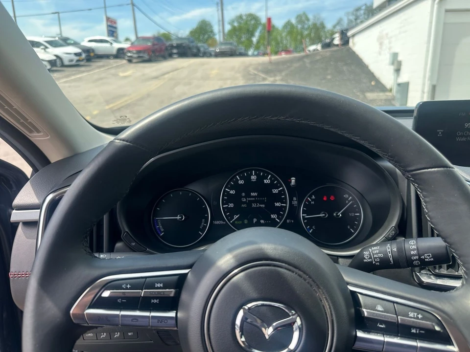 2025 Mazda CX-50 - Image 29 of 31