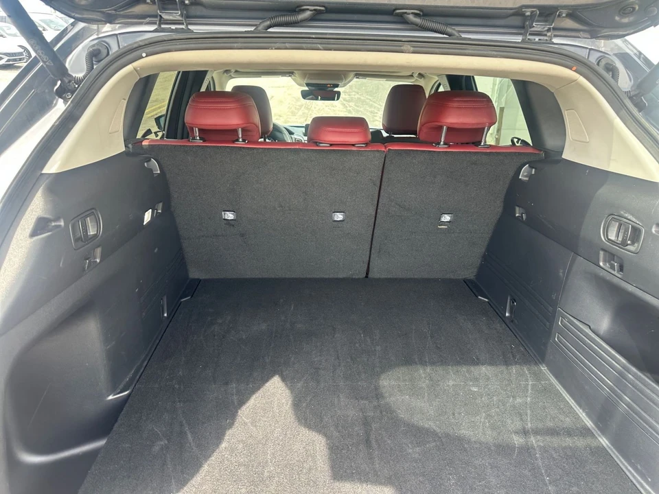 2025 Mazda CX-50 - Image 26 of 31