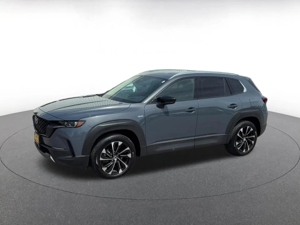 2025 Mazda CX-50 - Image 8 of 31