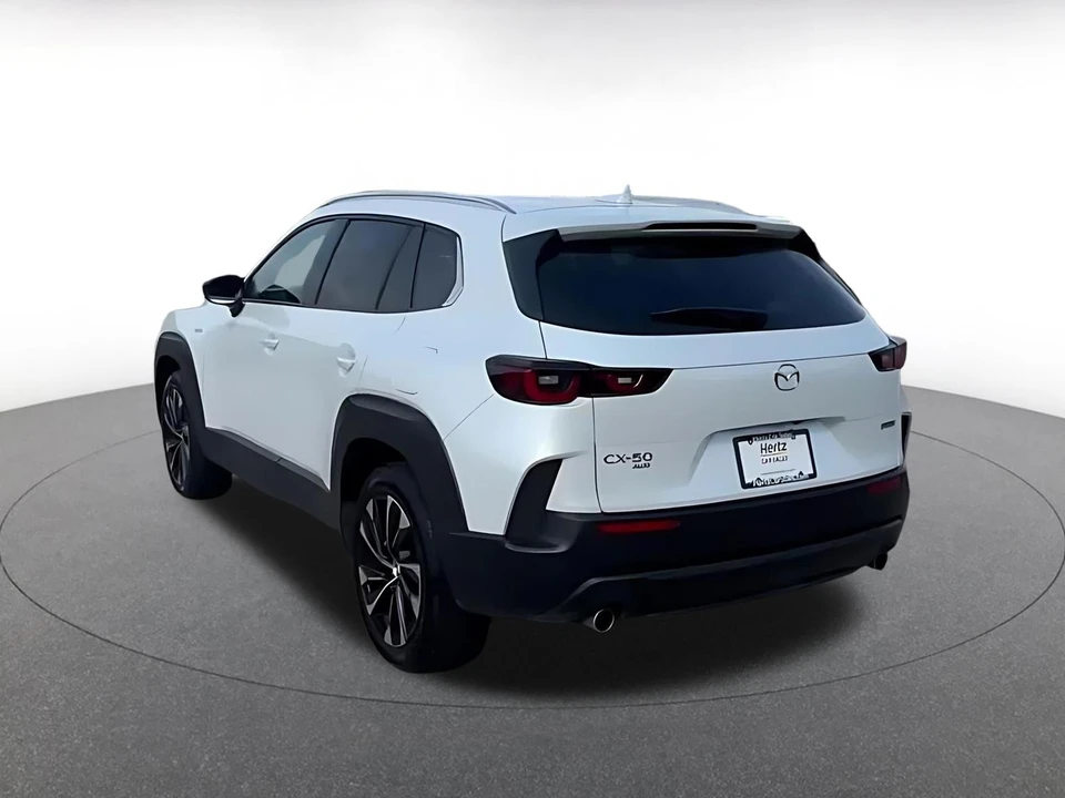 2025 Mazda CX-50 - Image 4 of 31
