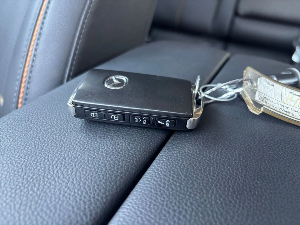 2025 Mazda CX-50 - Image 17 of 31