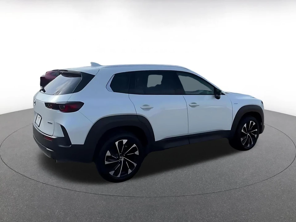 2025 Mazda CX-50 - Image 11 of 31