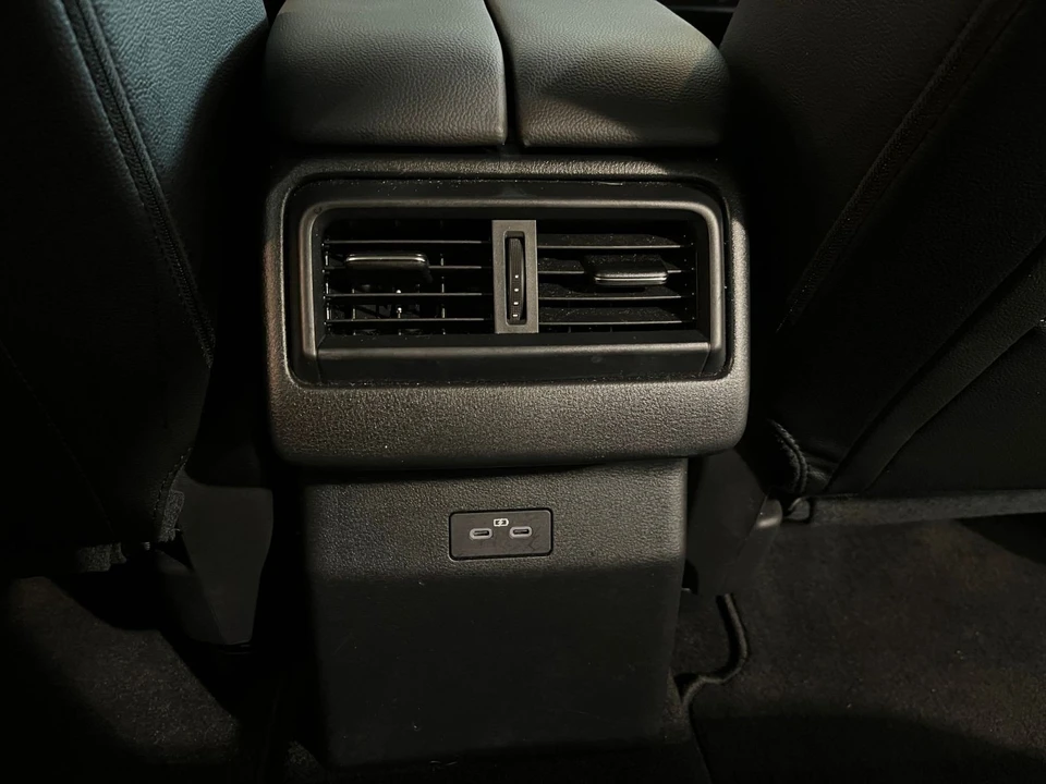 2025 Mazda CX-50 - Image 20 of 31