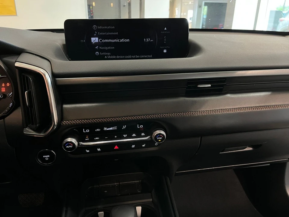 2025 Mazda CX-50 - Image 14 of 31