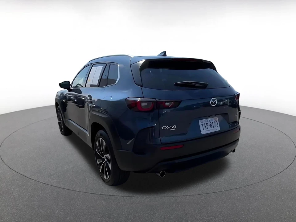 2025 Mazda CX-50 - Image 9 of 31