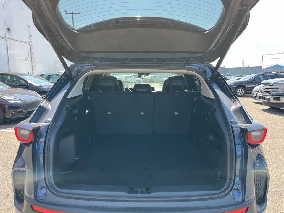 2025 Mazda CX-50 - Image 28 of 31