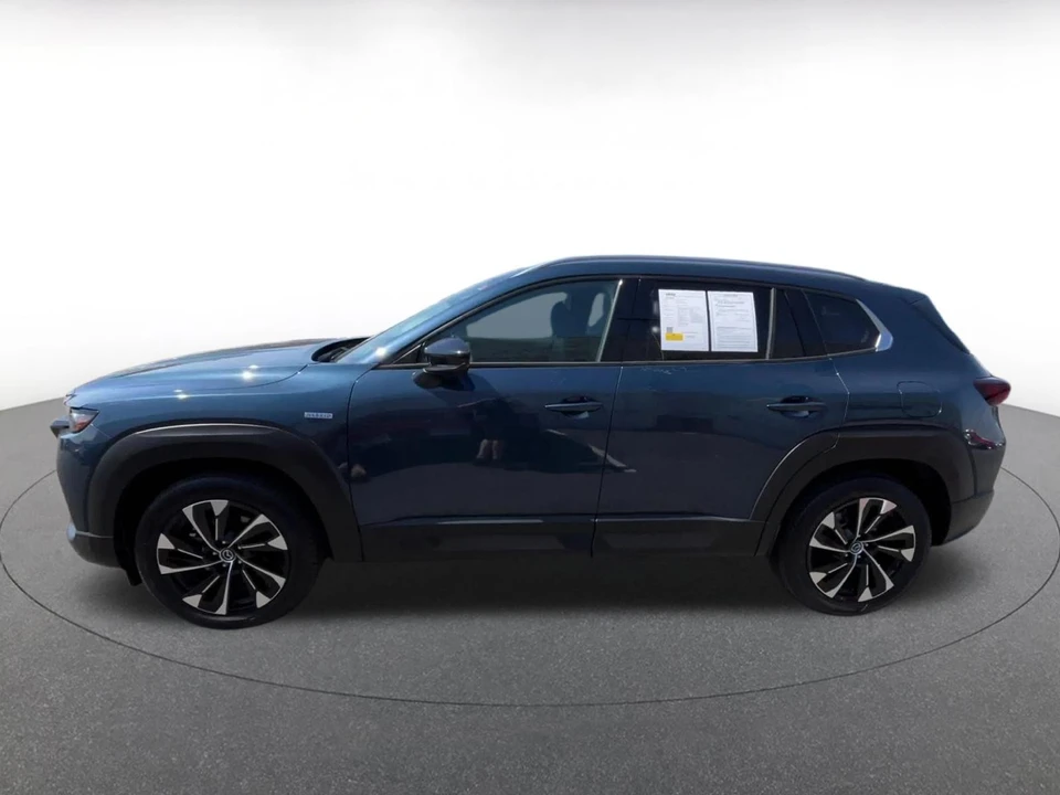 2025 Mazda CX-50 - Image 7 of 31
