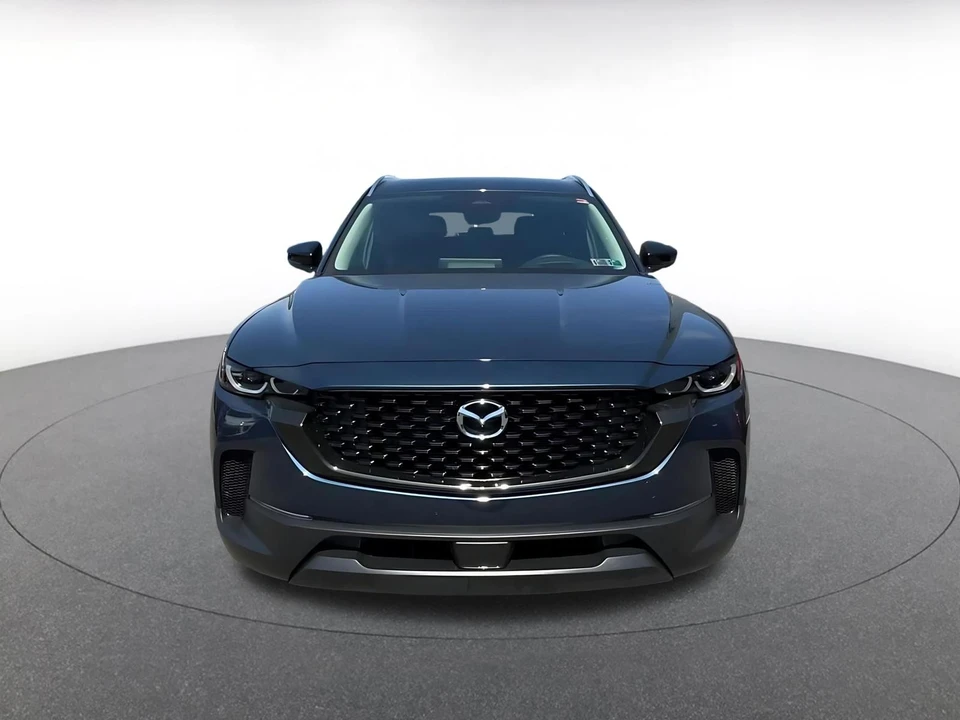 2025 Mazda CX-50 - Image 4 of 31