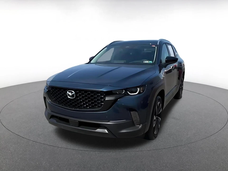 2025 Mazda CX-50 - Image 8 of 31