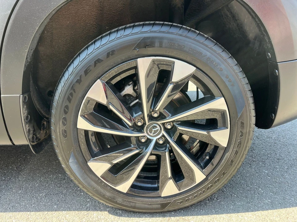 2025 Mazda CX-50 - Image 27 of 31