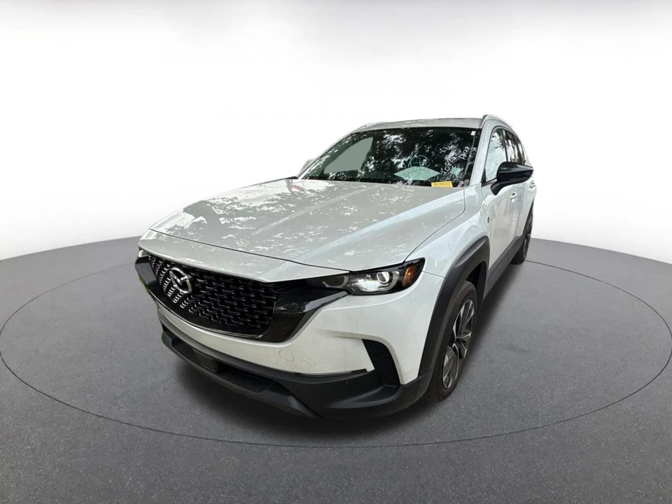 2025 Mazda CX-50 - Image 4 of 18