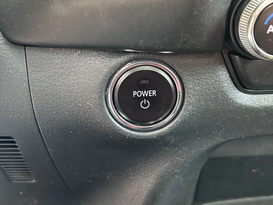 2025 Mazda CX-50 - Image 27 of 31