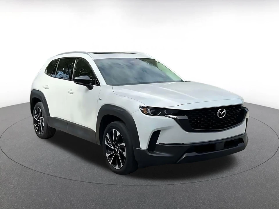 2025 Mazda CX-50 - Image 3 of 31
