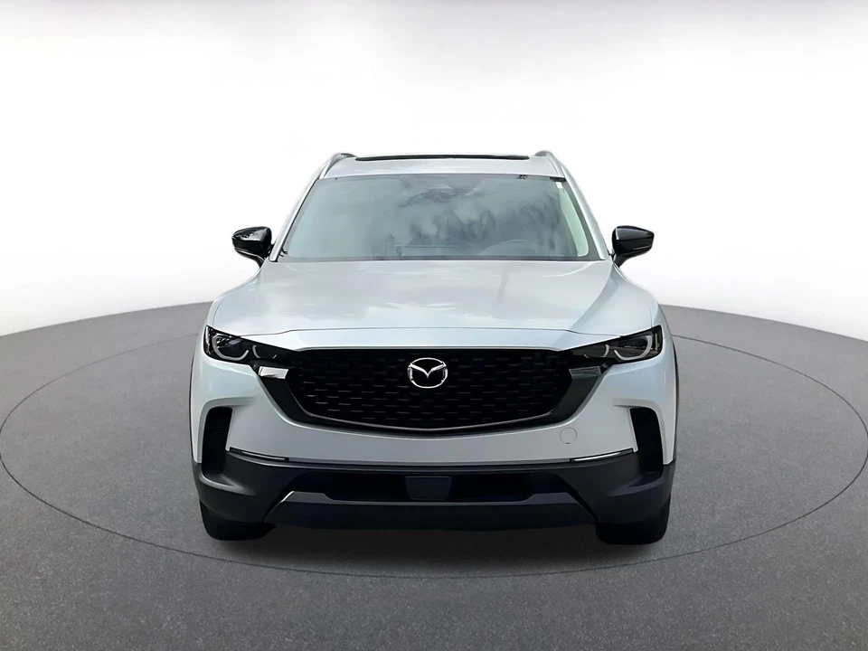 2025 Mazda CX-50 - Image 4 of 31
