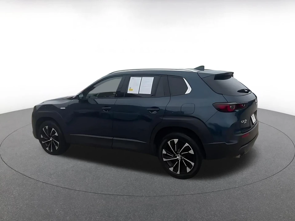 2025 Mazda CX-50 - Image 8 of 31