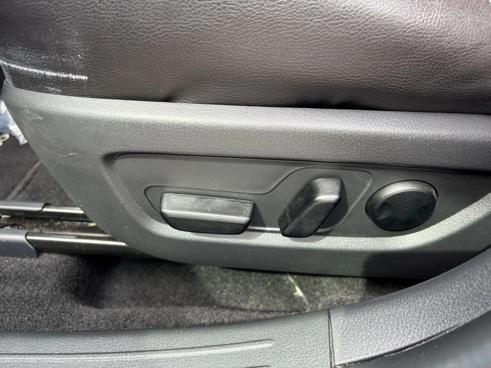 2025 Mazda CX-50 - Image 21 of 31