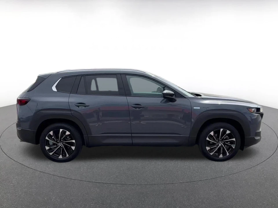 2025 Mazda CX-50 - Image 15 of 31