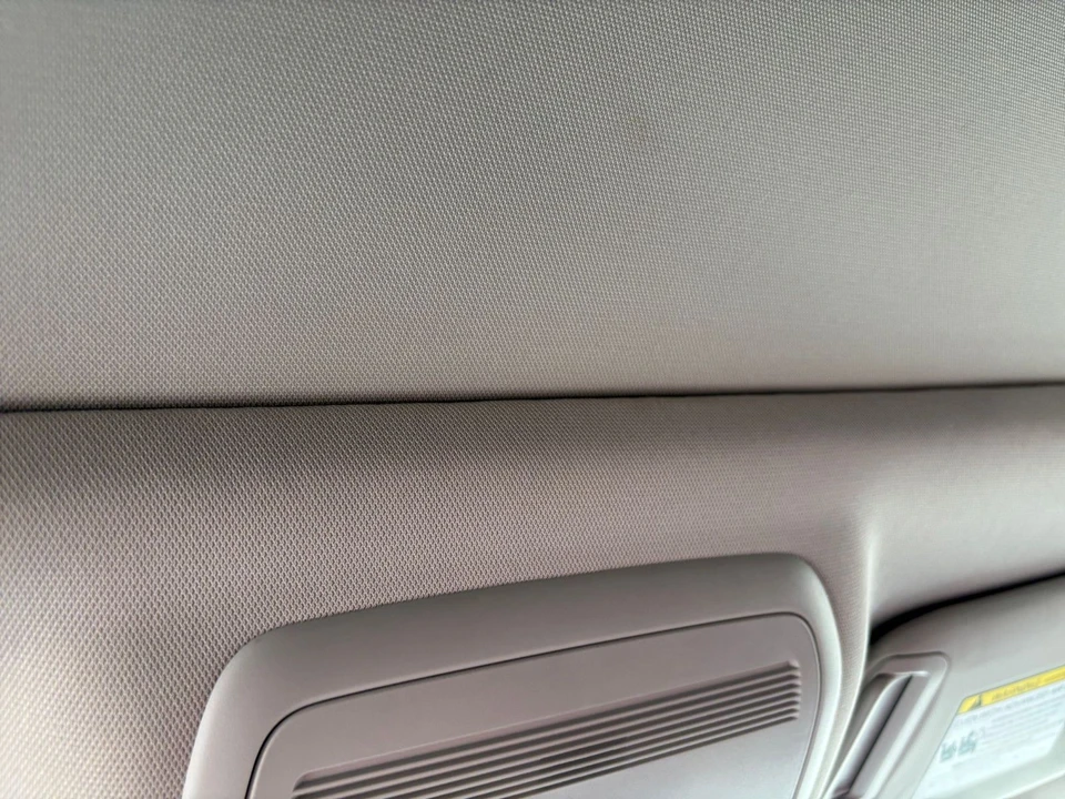 2025 Mazda CX-50 - Image 28 of 31