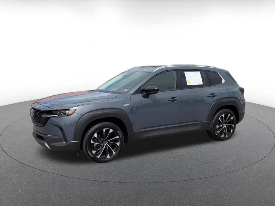 2025 Mazda CX-50 - Image 7 of 31