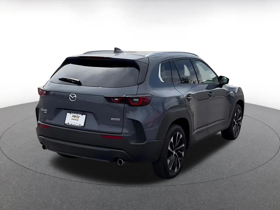 2025 Mazda CX-50 - Image 13 of 31