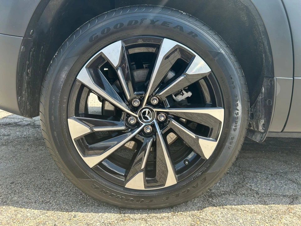 2025 Mazda CX-50 - Image 29 of 31