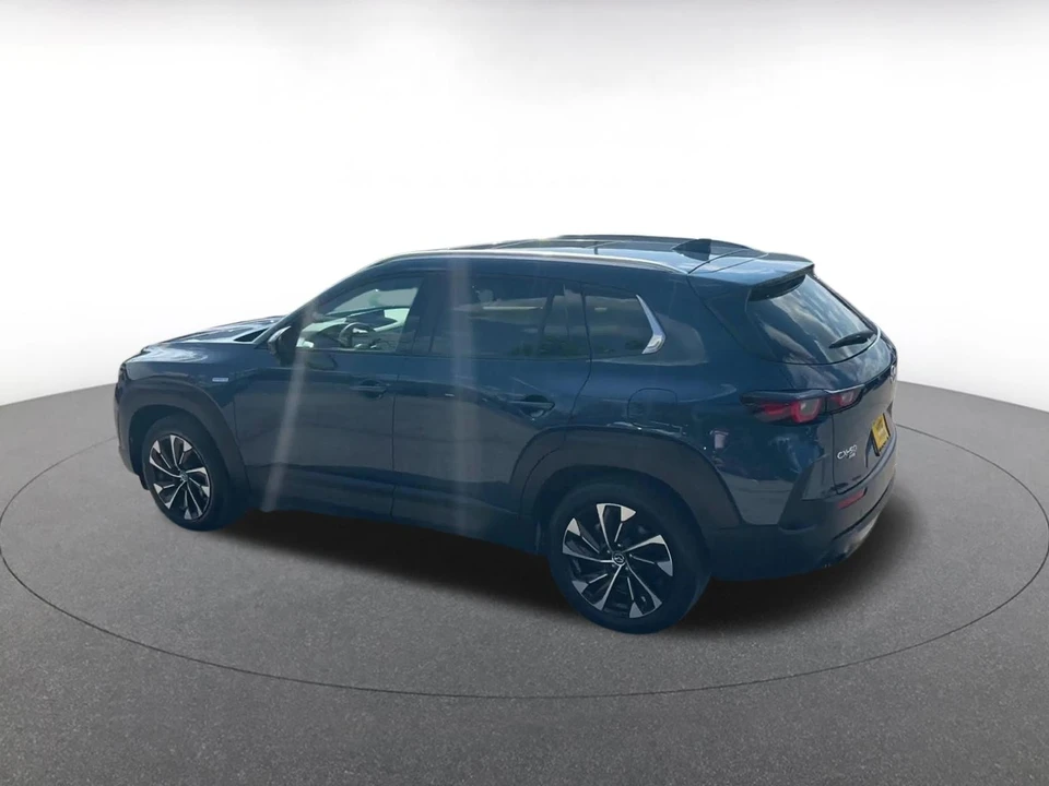 2025 Mazda CX-50 - Image 12 of 31