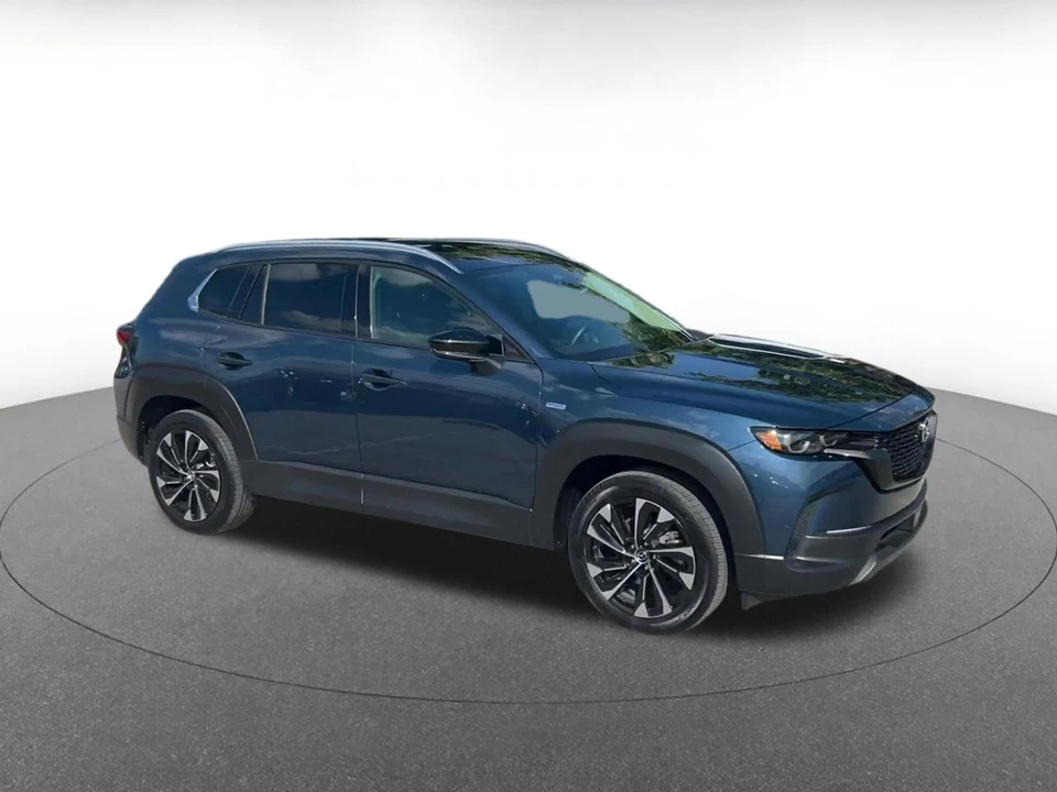 2025 Mazda CX-50 - Image 2 of 31