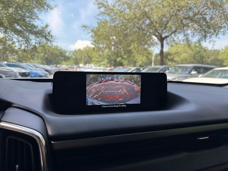 2025 Mazda CX-50 - Image 20 of 31