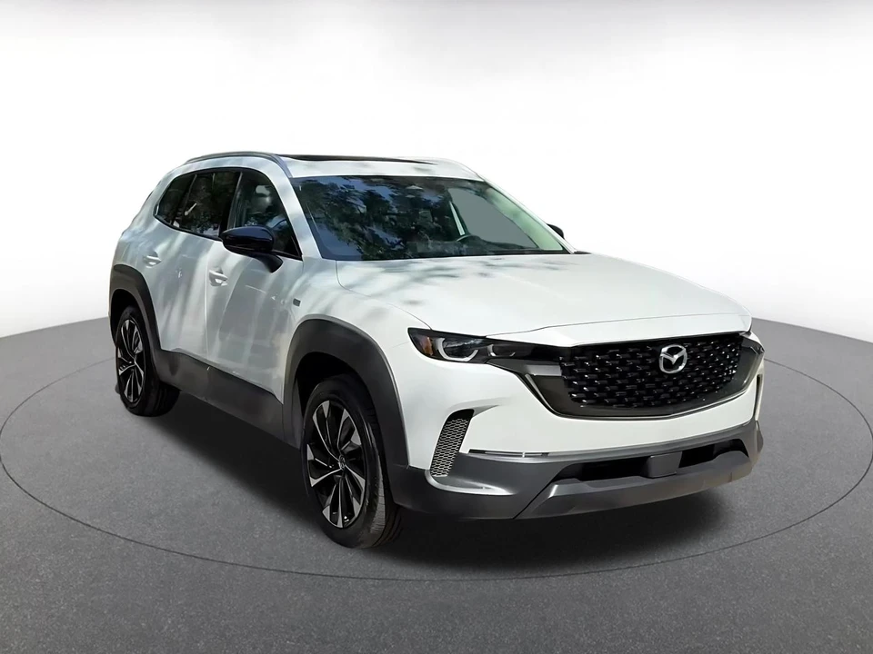 2025 Mazda CX-50 - Image 3 of 31