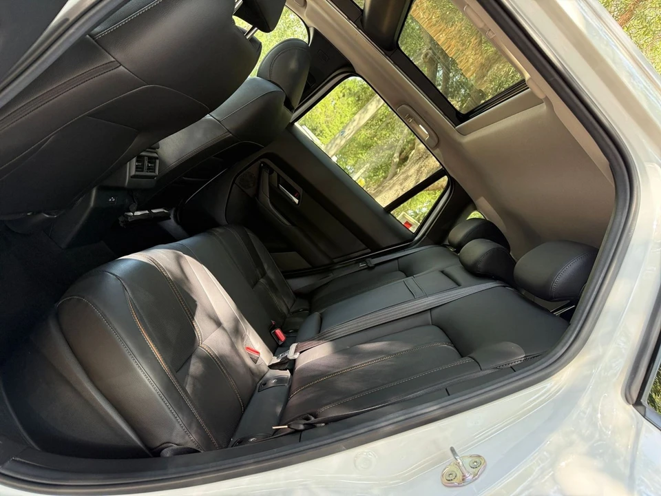2025 Mazda CX-50 - Image 23 of 31