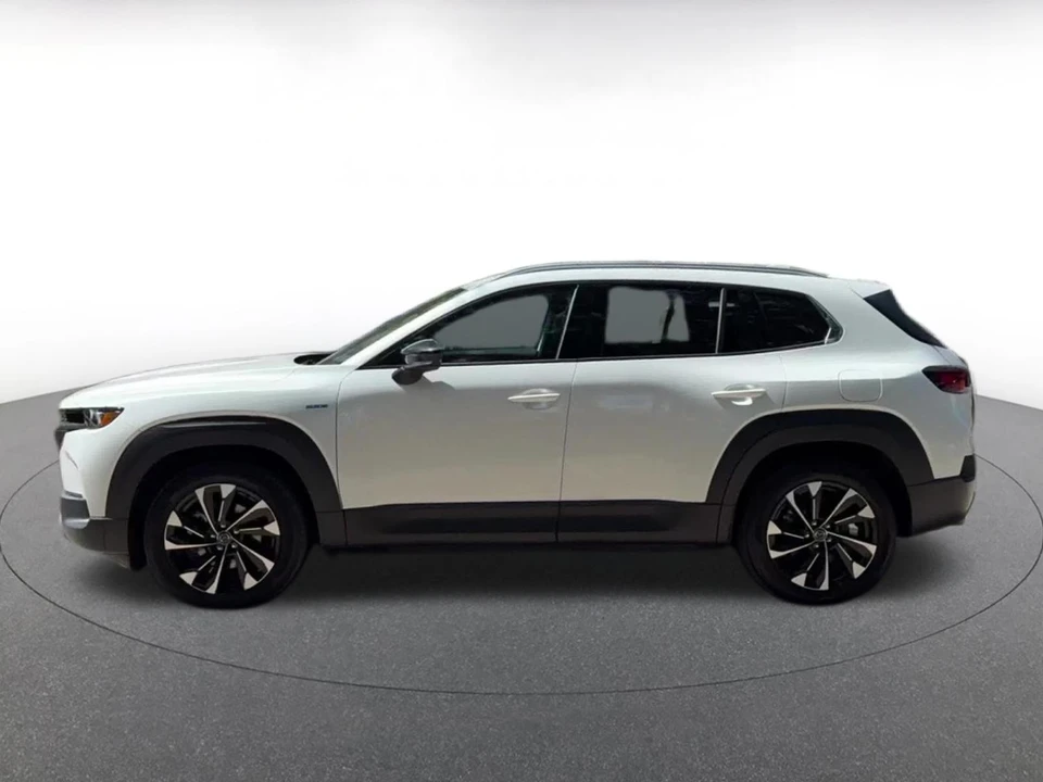2025 Mazda CX-50 - Image 7 of 31