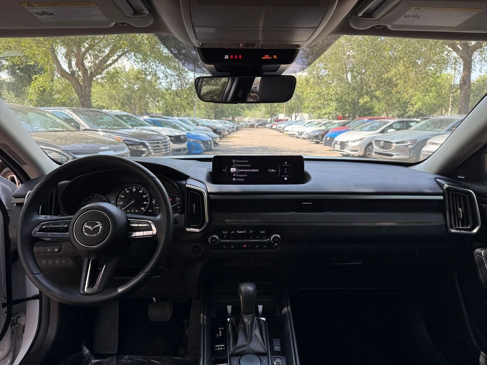 2025 Mazda CX-50 - Image 27 of 31