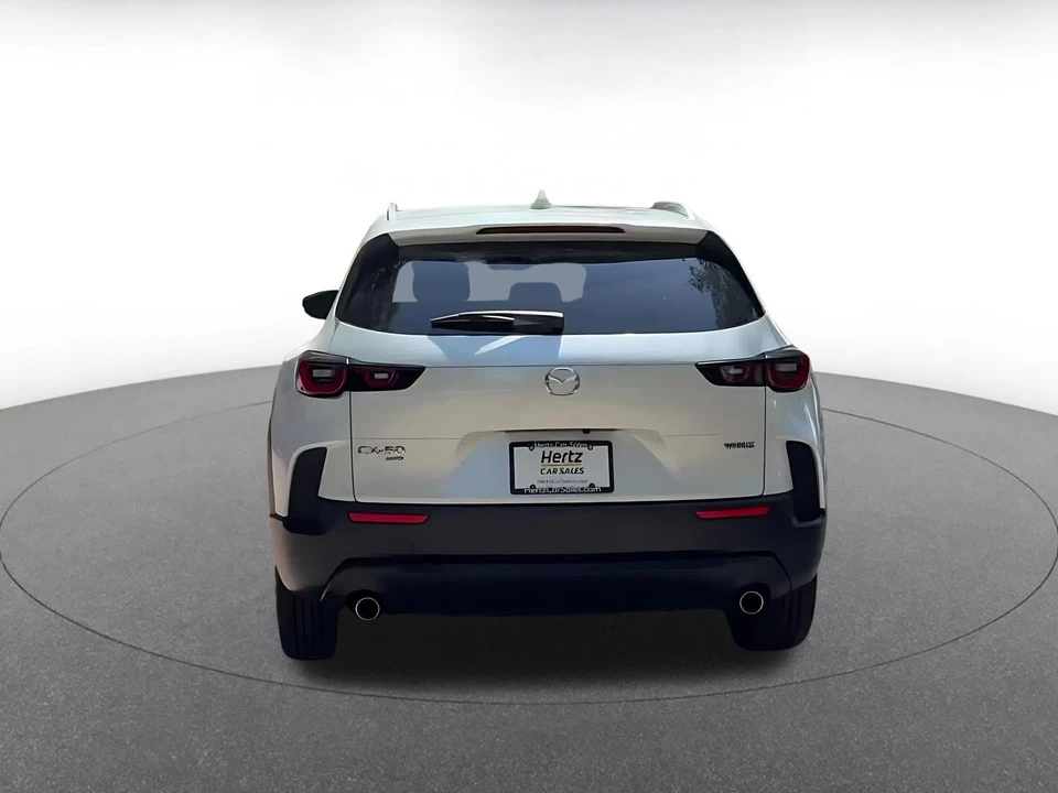 2025 Mazda CX-50 - Image 16 of 31