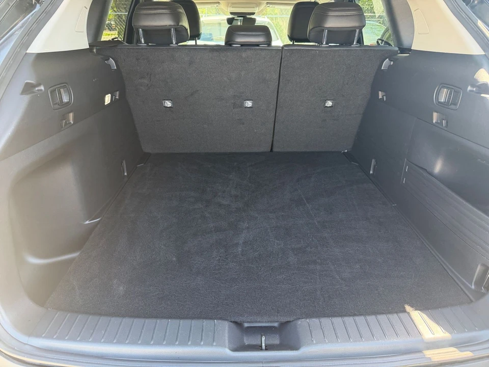 2025 Mazda CX-50 - Image 27 of 31