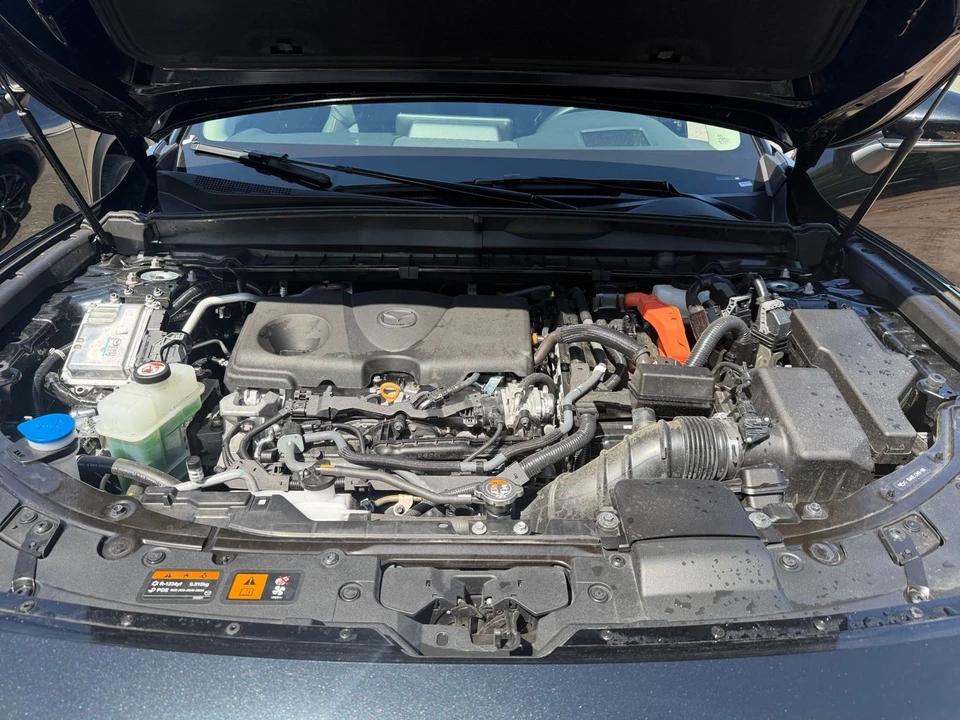 2025 Mazda CX-50 - Image 28 of 31