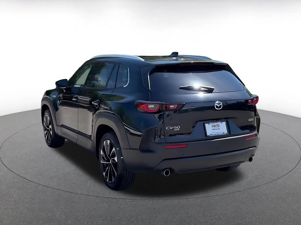 2025 Mazda CX-50 - Image 8 of 31