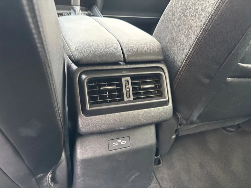 2025 Mazda CX-50 - Image 22 of 31