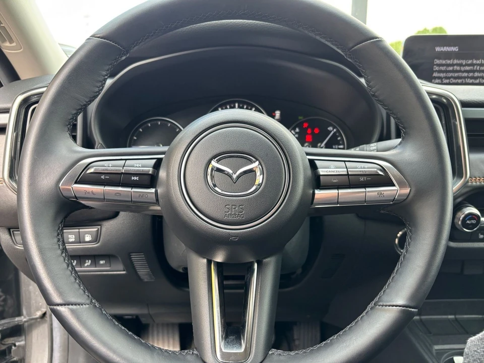 2025 Mazda CX-50 - Image 26 of 31