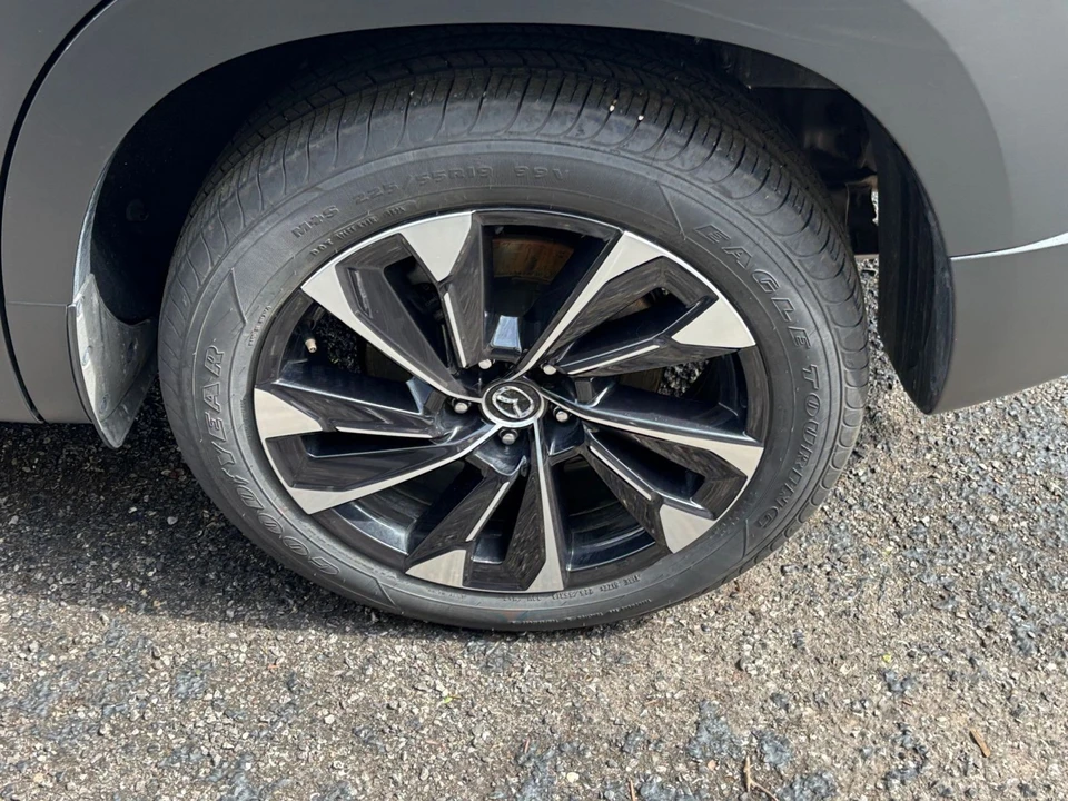 2025 Mazda CX-50 - Image 29 of 31