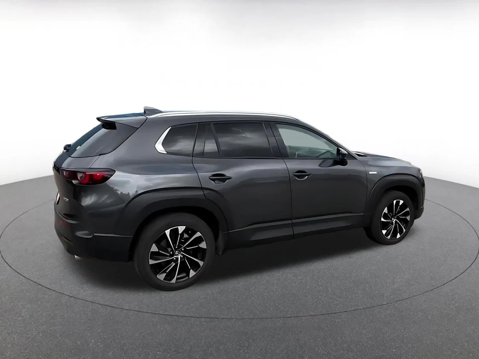2025 Mazda CX-50 - Image 17 of 31