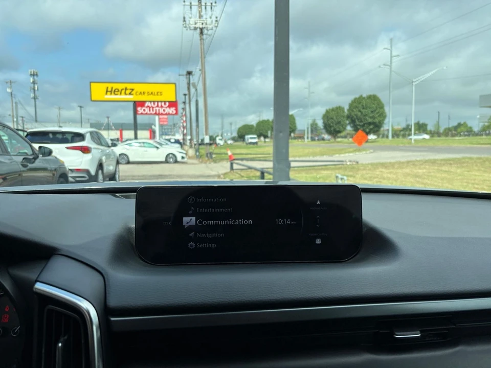 2025 Mazda CX-50 - Image 19 of 31