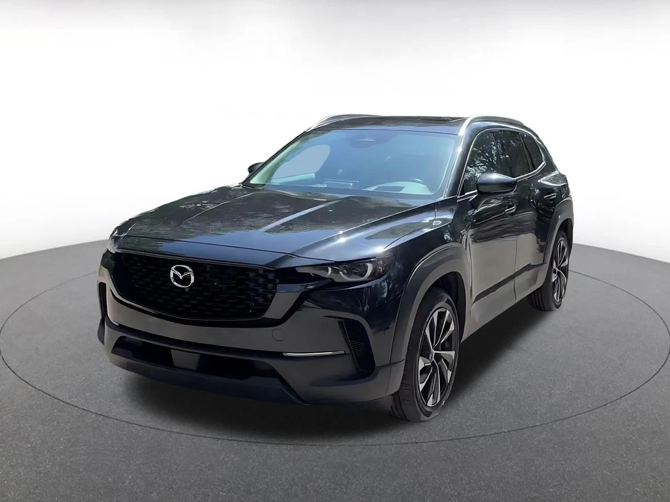 2025 Mazda CX-50 - Image 8 of 31