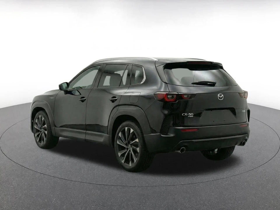2025 Mazda CX-50 - Image 7 of 18