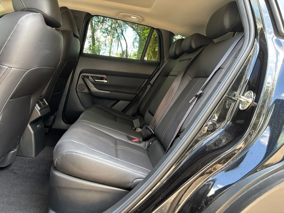 2025 Mazda CX-50 - Image 29 of 31