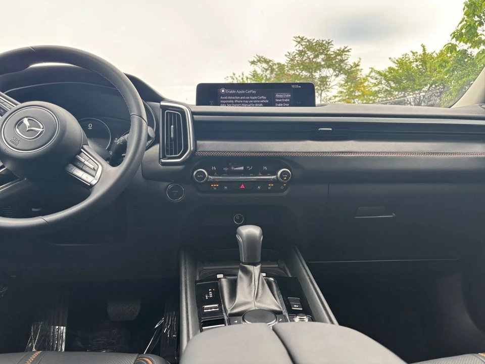2025 Mazda CX-50 - Image 16 of 31