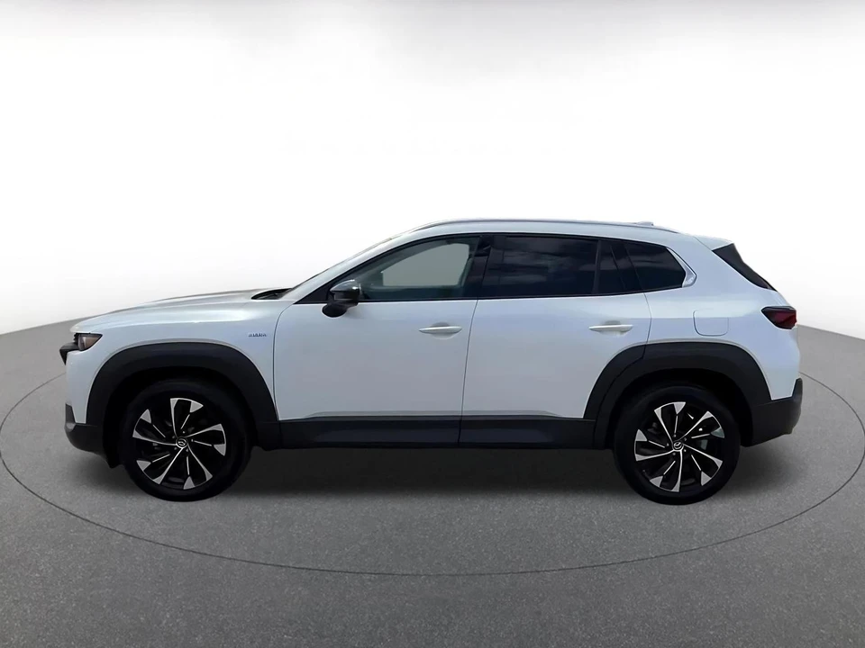2025 Mazda CX-50 - Image 7 of 31