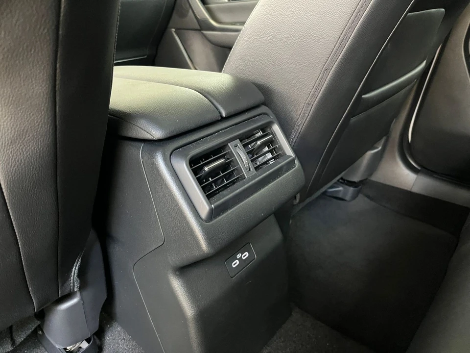 2025 Mazda CX-50 - Image 20 of 31